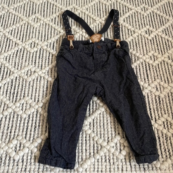 Zara boys dark gray trousers (size 12-18 Mia)